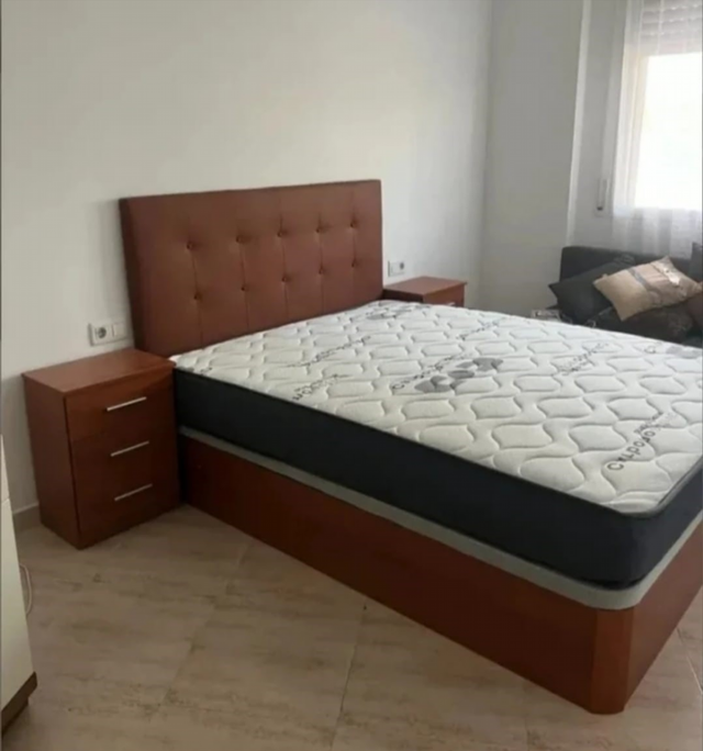 Canapés novos em todas as medidas