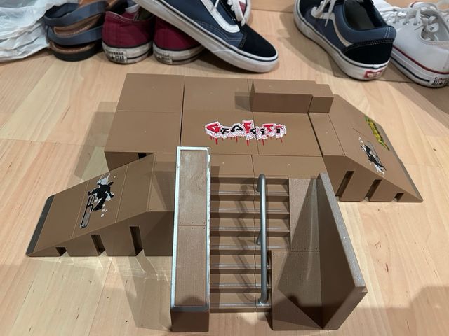 Mini skate park per dita