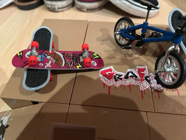 Mini skate park per dita