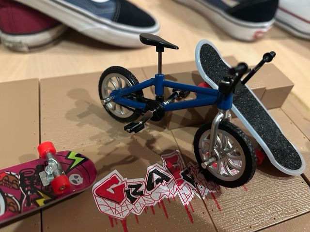 Mini skate park per dita