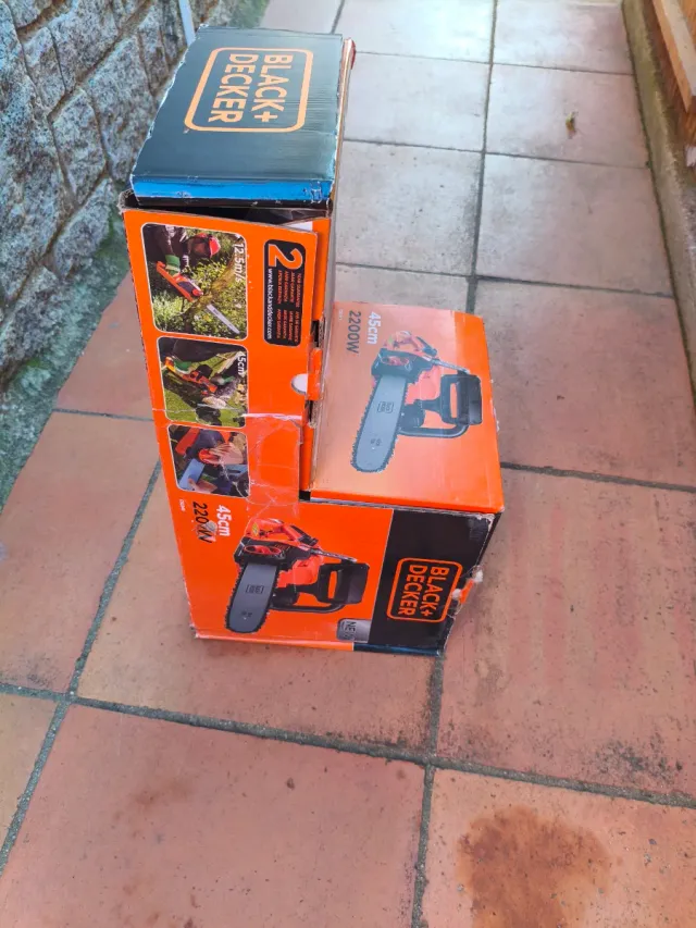 Motosierra Black+Decker 45cm 2200W