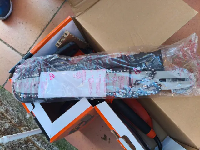 Motosierra Black+Decker 45cm 2200W