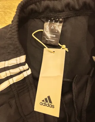 Pantalón Adidas t.34