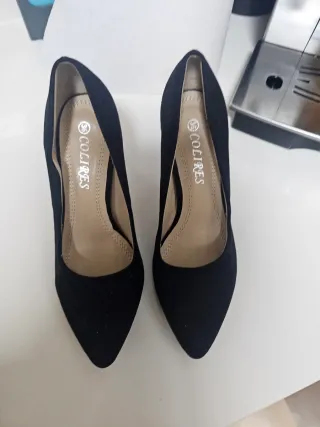 Zapatos de tacón negros Colores talla 36
