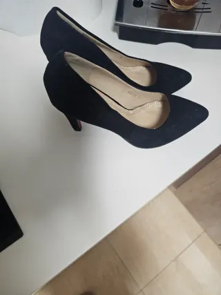 Zapatos de tacón negros Colores talla 36