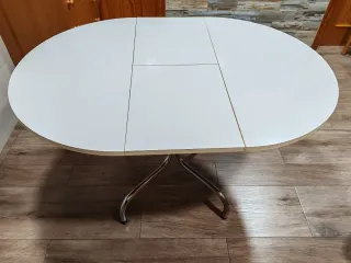 Mesa redonda extensible blanca