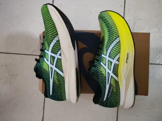 Scarpe da corsa Asics Magic Speed