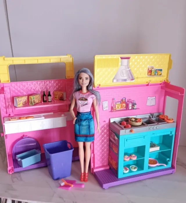 Caravana Comida Barbie