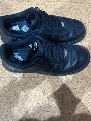 Nike Air Force 1 Negras Talla 43