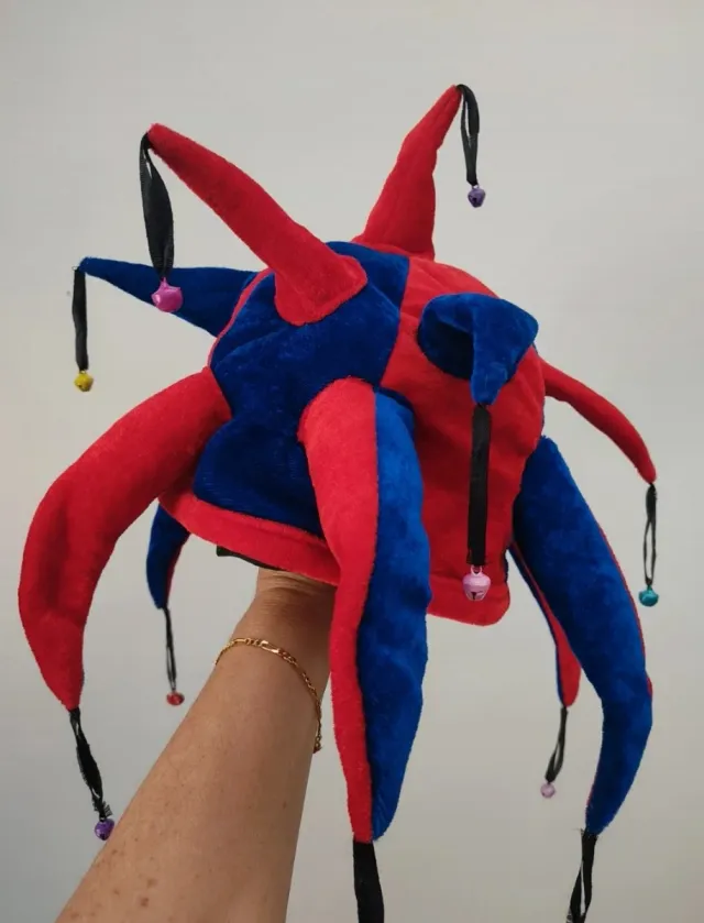 Gorro Arlequín Azul y Rojo con Cascabeles