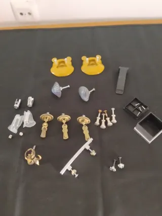 Tiradores y Soportes Varios