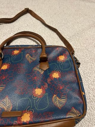 Mala de portátil Parfois floral azul