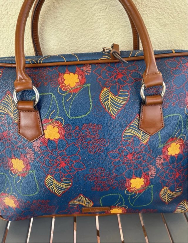 Mala de portátil Parfois floral azul