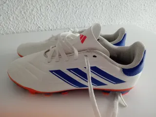 Zapatillas Fútbol Adidas Blancas y Azules