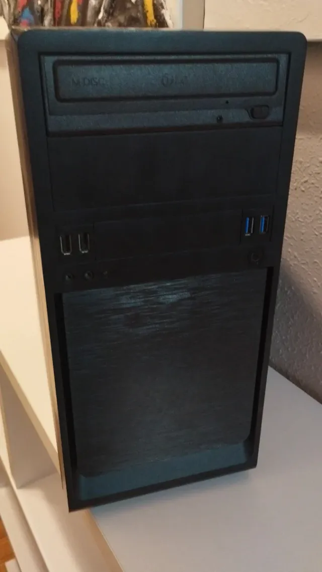 Ordenador clónico i3-7100 Negro