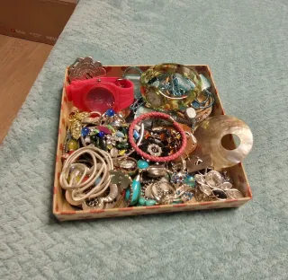 Lote de bisutería variada