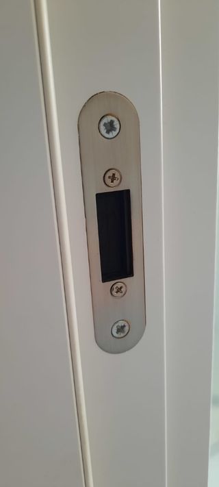 Puerta maciza lacada blanca