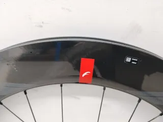 Rueda delantera Fulcrum Racing Wind 75 Carbono