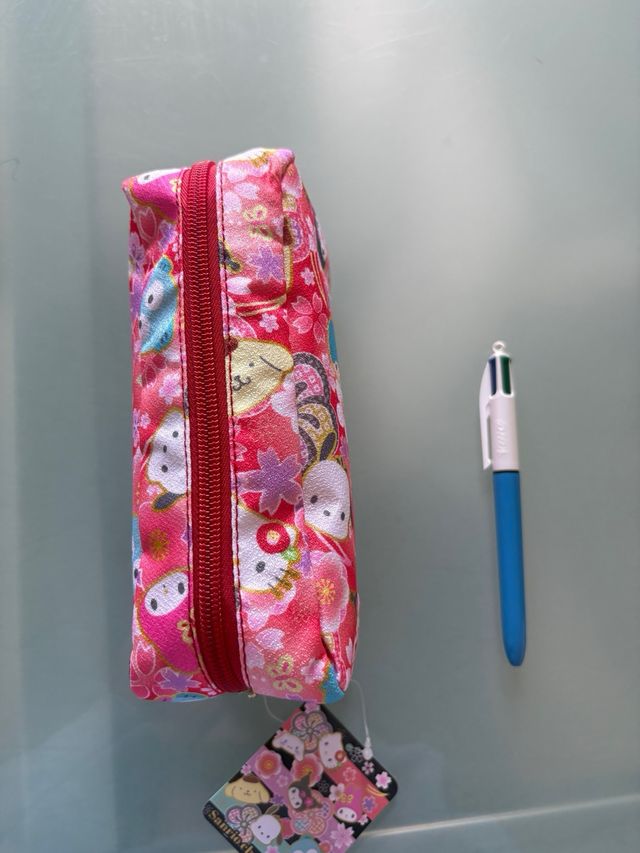 Estuche neceser Sanrio hello kitty kimono Japón