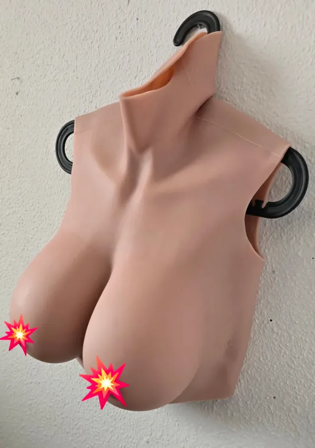 Protesi al seno in silicone liquido coppa G