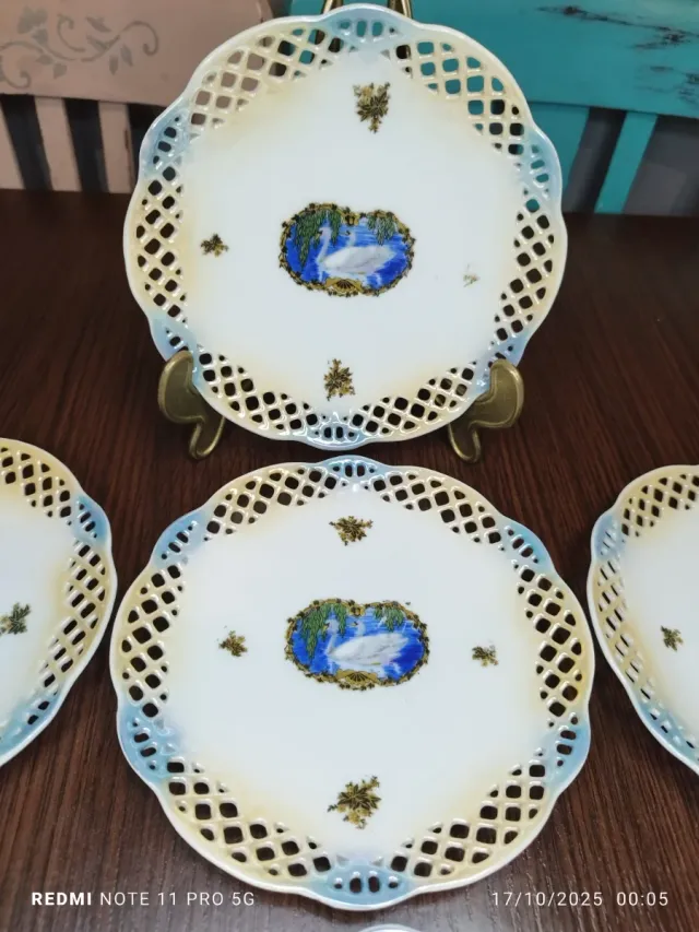 9 Platos Calados Porcelana Vintage Cisne