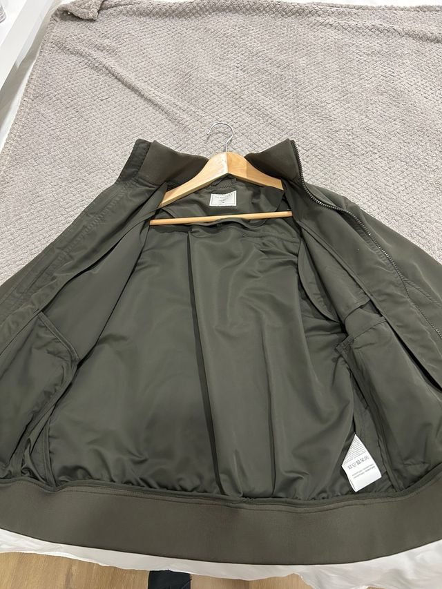 Chaqueta Bomber Scalpers Caqui Ligera