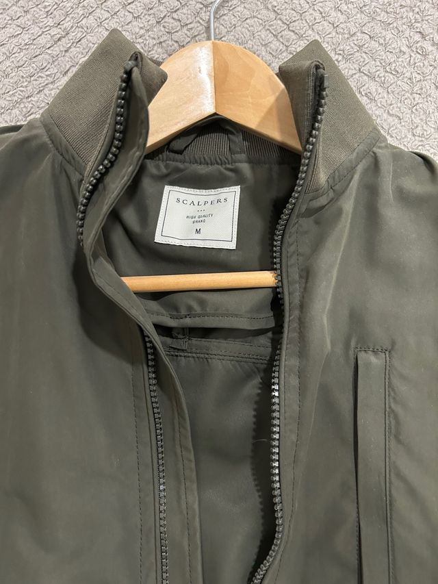 Chaqueta Bomber Scalpers Caqui Ligera