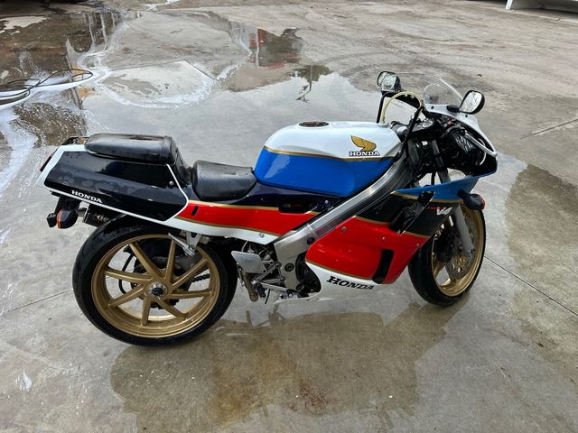 Carenados Honda VFR 400 NC30
