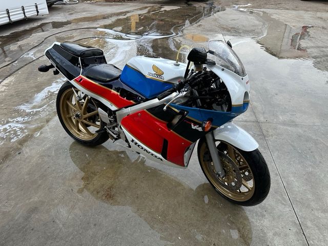 Carenados Honda VFR 400 NC30