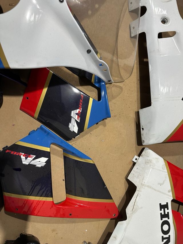 Carenados Honda VFR 400 NC30