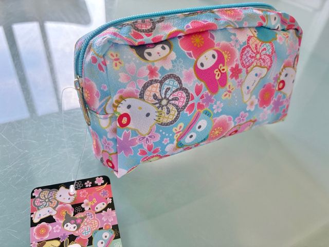 Estuche Sanrio Hello Kitty kimono japonés Japón