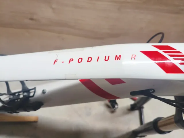 Cuadro Mondraker F Podium+ y Horquilla Fox 34