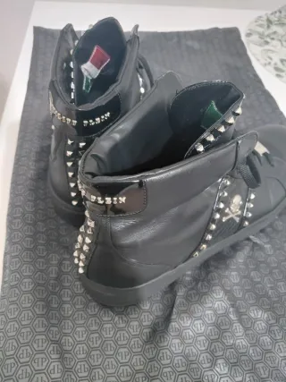 Zapatillas Philipp Plein Negras con detalles pytho
