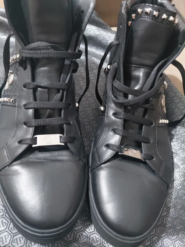 Zapatillas Philipp Plein Negras con detalles pytho