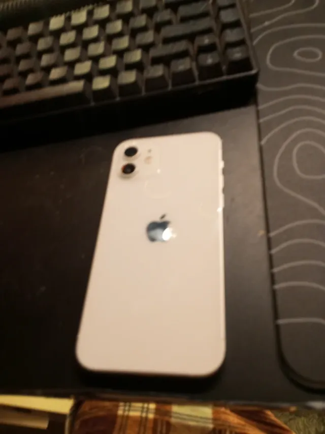 iPhone 12 Blanco Pantalla Rota