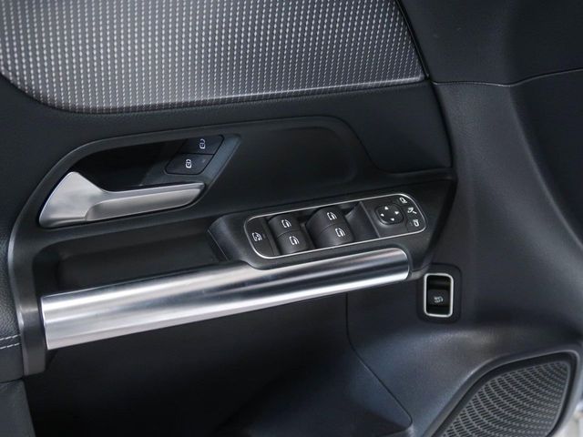 MERCEDES-BENZ CLASE B 200 D 150CV