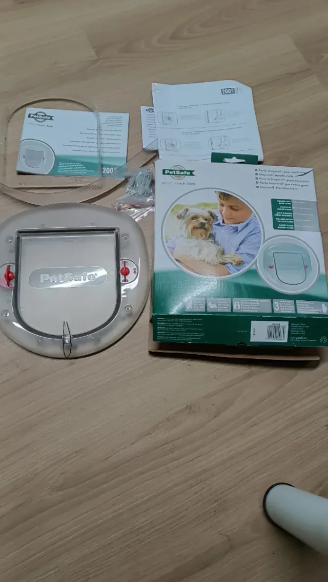 PetSafe Gatera Puerta para Mascotas