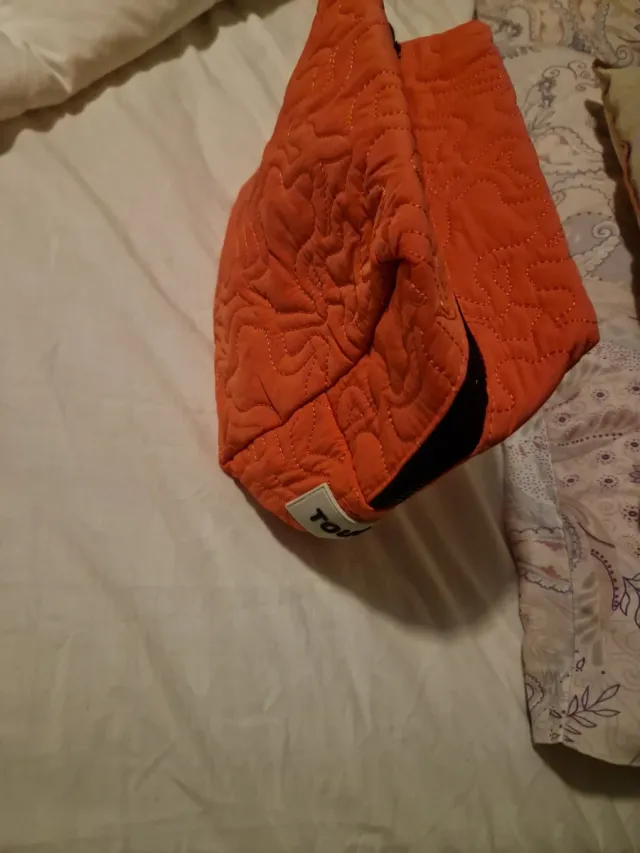 Neceser Tous acolchado naranja