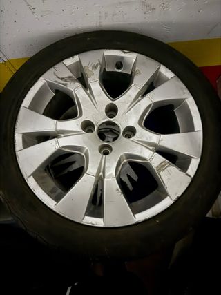 Llanta aluminio 17” Citroen