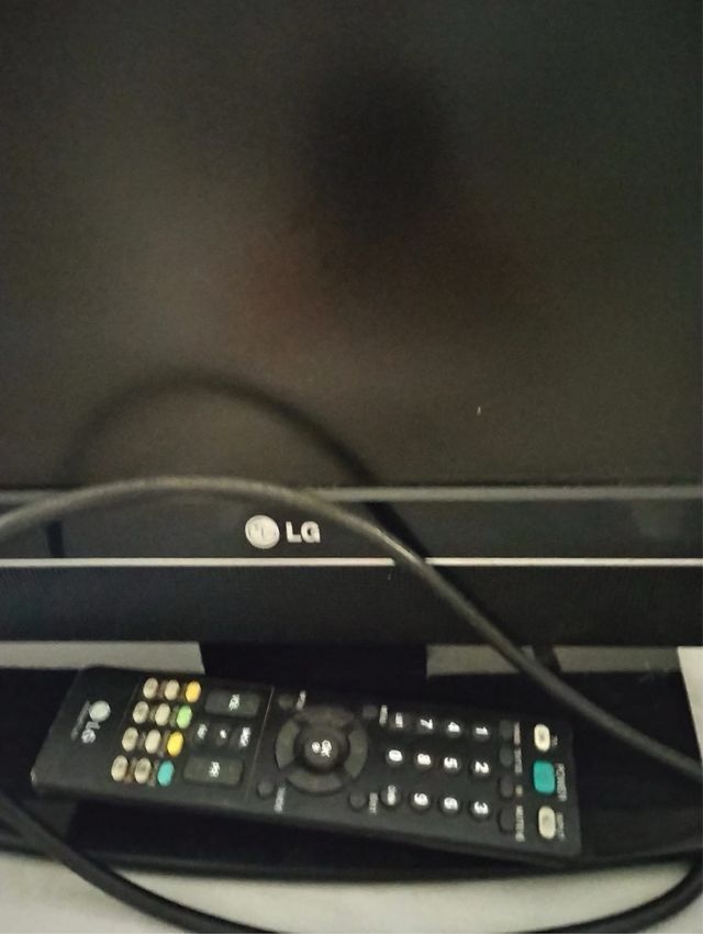 Televisión LG Negra 19, n necesita TDT