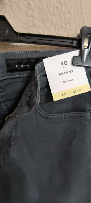 Pantalón vaquero LEFTIESMAN gris skinny