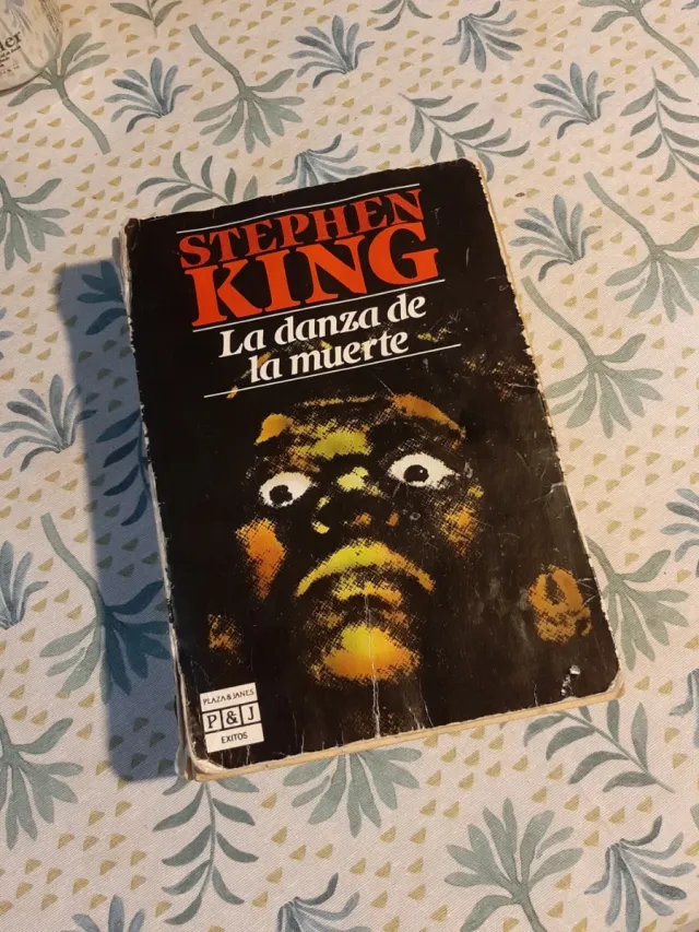 LA Danza De LA Muerte/the Stand (Spanish Edition)