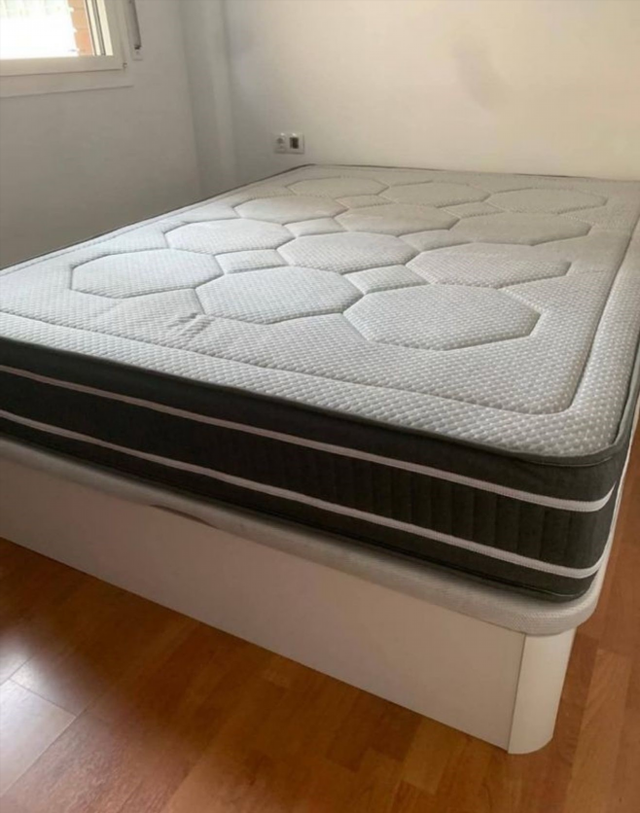 Canapés novos em todas as medidas. Cores: Branco, Wengué, Cambrian, Ártico e Cerezo.