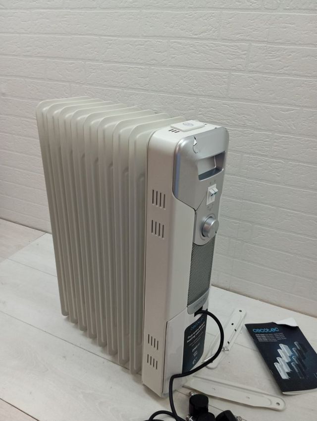Radiatore Elettrico Cecotec Riscaldamento