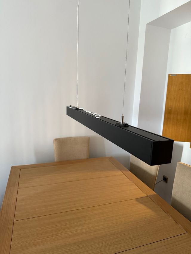 Lámpara colgante LED negra