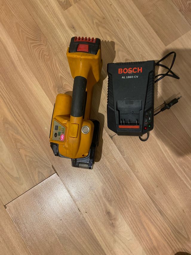 Fijadora Atrapadora Bosch STB 70