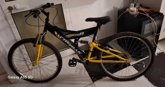 Bicicleta Montaña Actintrak Negra y Amarilla