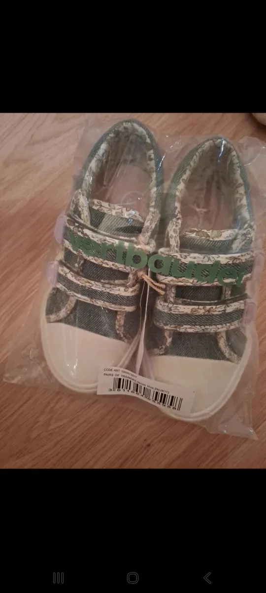 Zapatillas vaqueras niña talla 29 sin estrenar