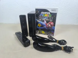 Consola Wii Negra + Super Mario Galaxy + Mandos