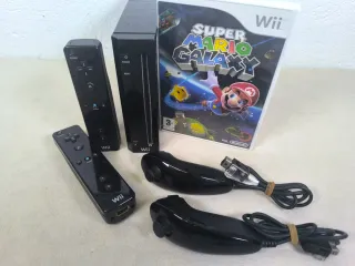 Consola Wii Negra + Super Mario Galaxy + Mandos